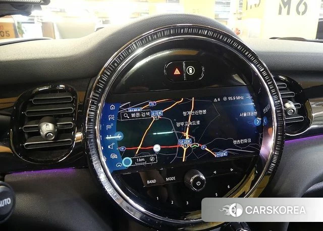 Mini Cooper S 2022 Серебряный из Кореи, фото 6