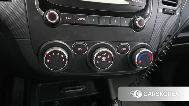 Kia The New K3 2018 Белый из Кореи, фото 6