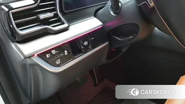 Kia Sportage 5th Generation 2023 Белый из Кореи, фото 6