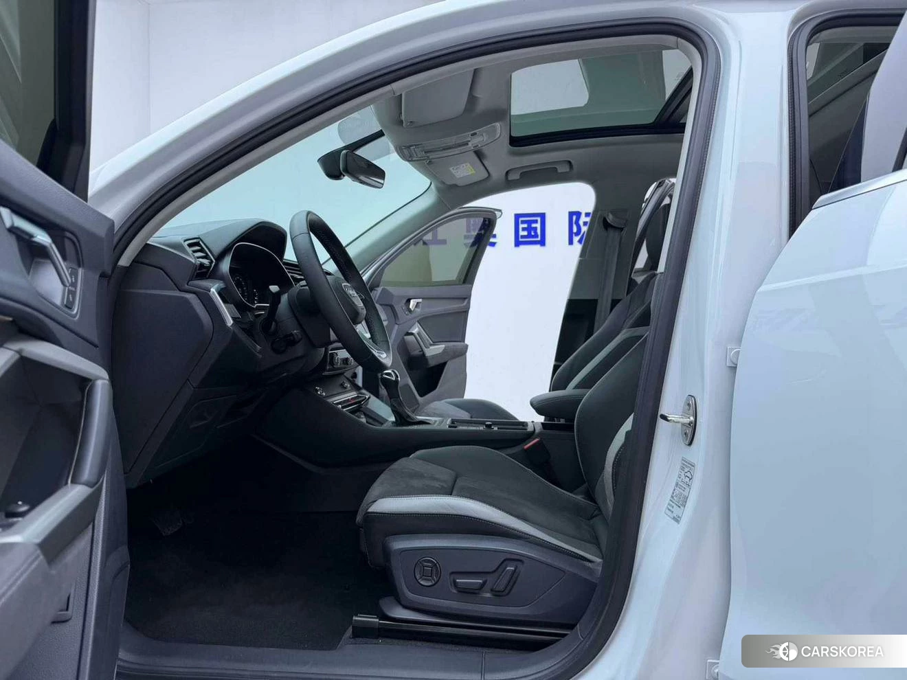Audi Q3 2021 Белый из Китая, фото 6