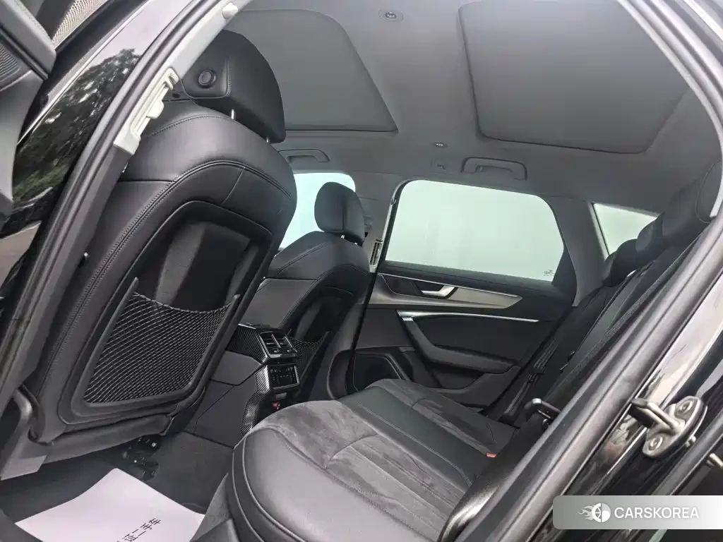 Audi A6 2022 Черный из Китая, фото 6