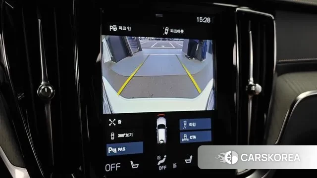 Volvo V60 Cross-Country 2nd Generation 2019 Белый из Кореи, фото 6