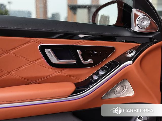 Mercedes-Benz Maybach S-class 2023 Черный из Китая, фото 6