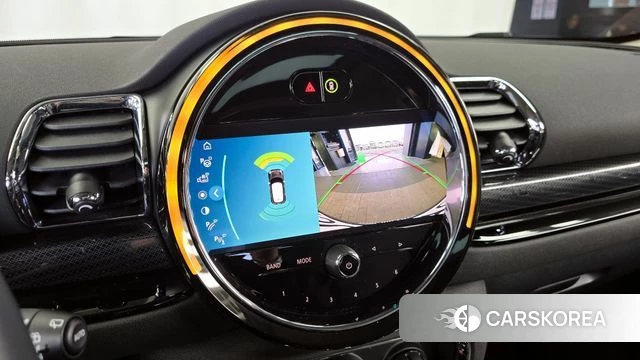 Mini Cooper Clubman 2023 Белый из Кореи, фото 6