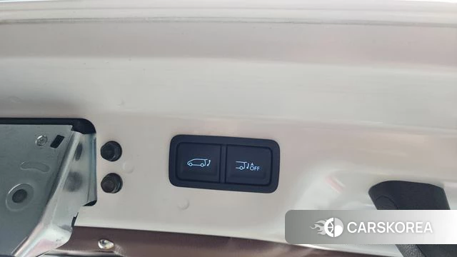 Hyundai Staria 2023 Белый из Кореи, фото 6