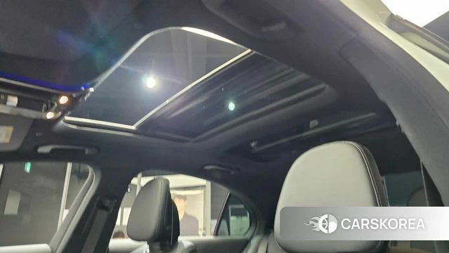 Mercedes-Benz C-Class W206 2022 Белый из Кореи, фото 6