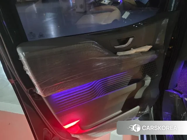 Hyundai Staria 2025 Черный из Кореи, фото 6