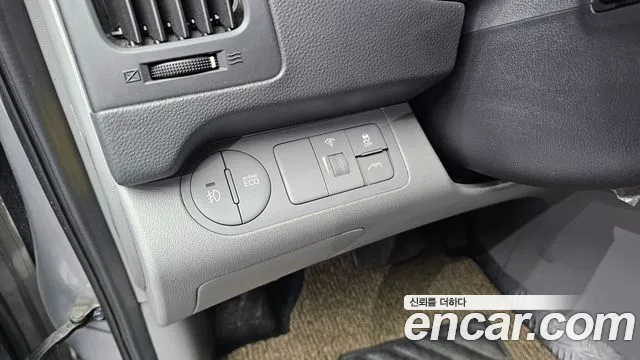 Hyundai The New Grand Starex 2020 Серебристо-серый из Кореи, фото 6