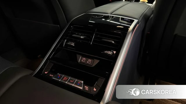 BMW 8 Series (G15) 2024 Белый из Кореи, фото 6