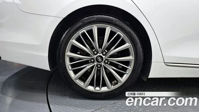 Hyundai Grandeur IG id 2680017 из Кореи 6