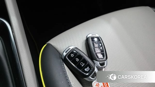 Hyundai Venue 2021 Белый из Кореи, фото 6