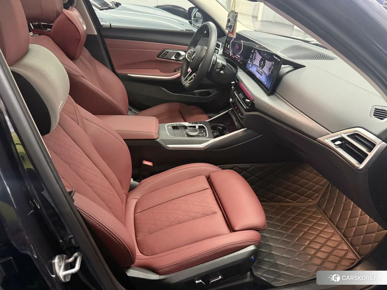 BMW 3 series 2024 Черный из Китая, фото 6