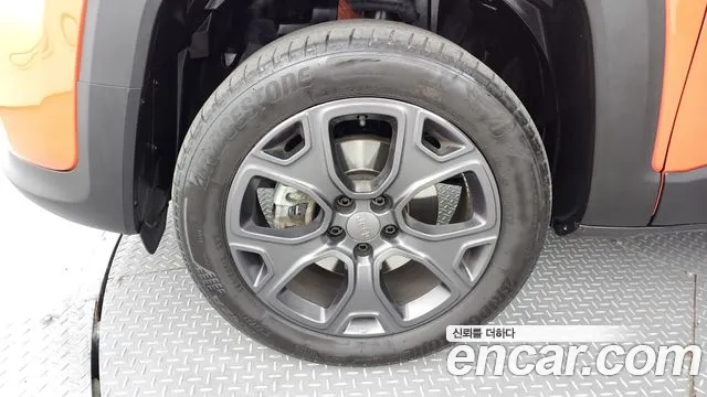 Jeep Renegade id 2660966 из Кореи 6