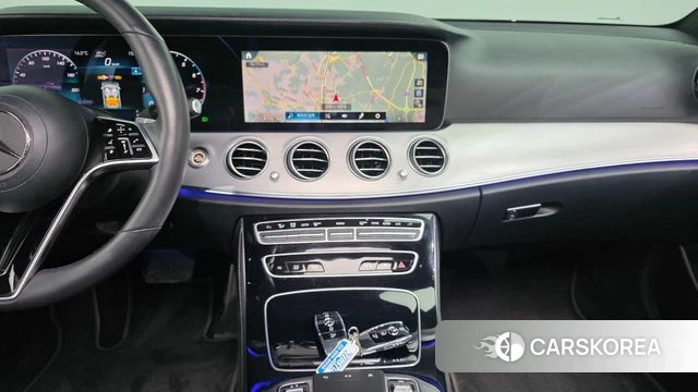 Mercedes-Benz E-Class W213 2021 Белый из Кореи, фото 6