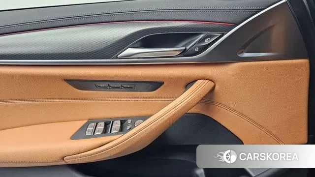 BMW 5 Series (G30) 2022 Синий из Кореи, фото 6