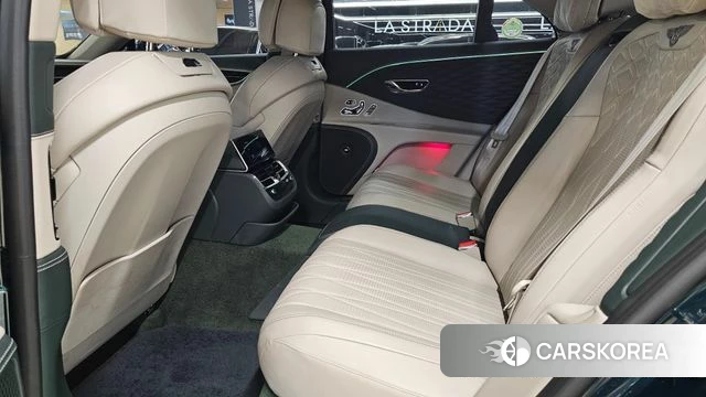 Bentley Flying Spur 3rd Generation 2023 Темно-зеленый из Кореи, фото 6