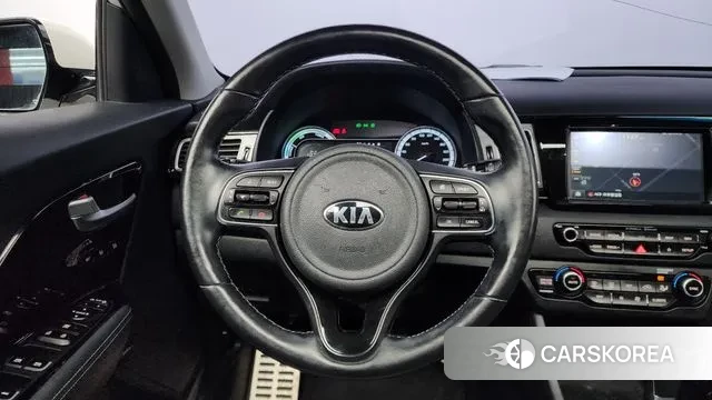 Kia Niro 2019 Белый из Кореи, фото 6