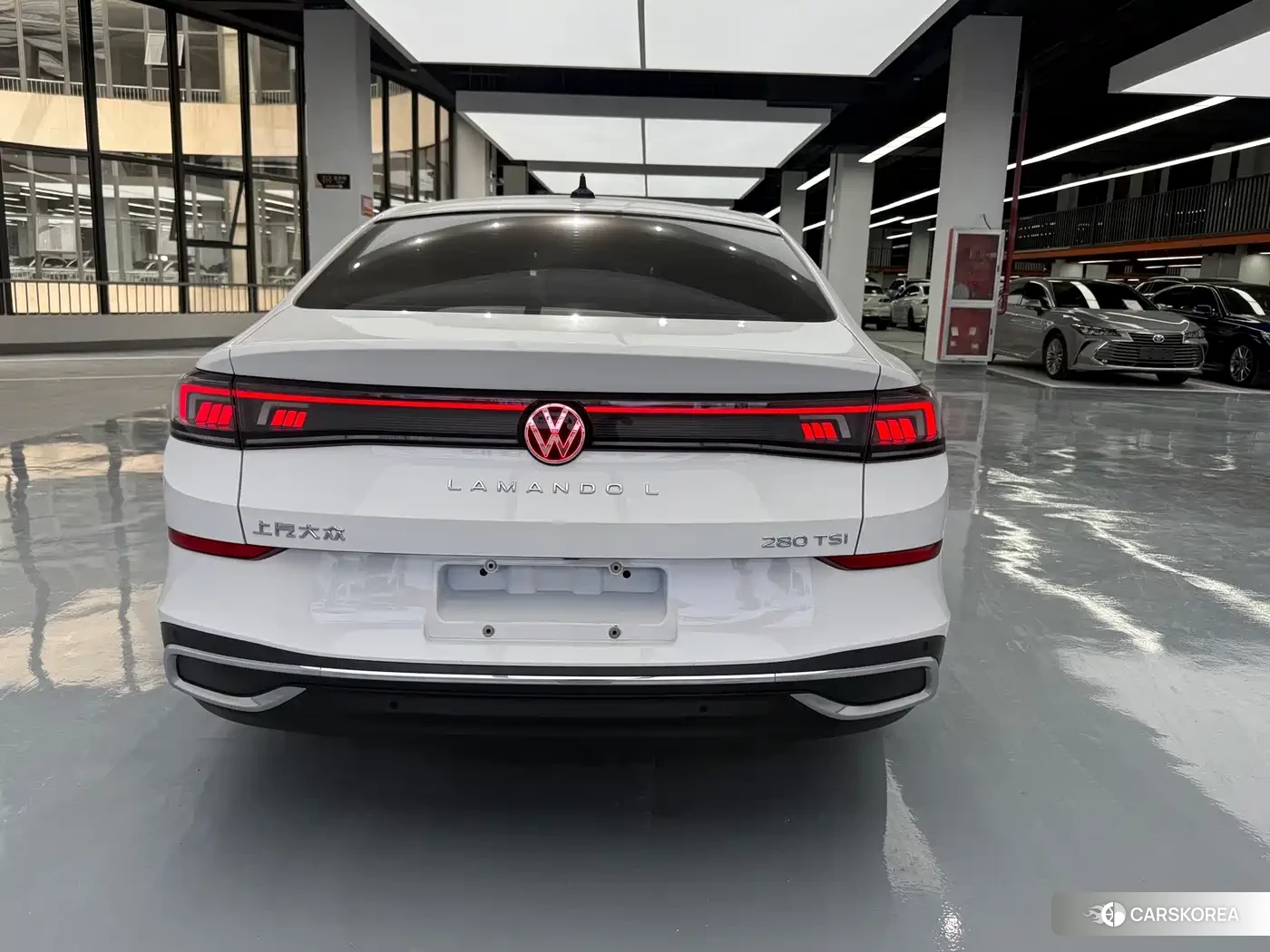 Volkswagen Lingdu 2023 Белый из Китая, фото 6