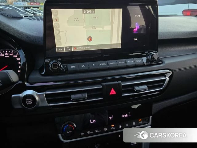 Kia Seltos 2022 Белый из Кореи, фото 6