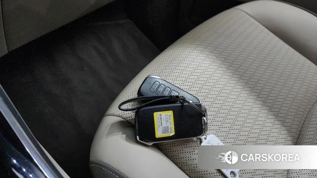 Kia Carnival 4th generation 2022 Белый из Кореи, фото 6