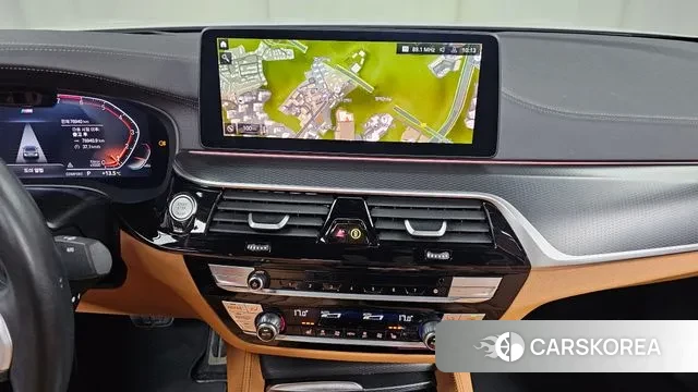 BMW 5 Series (G30) 2022 Белый из Кореи, фото 6