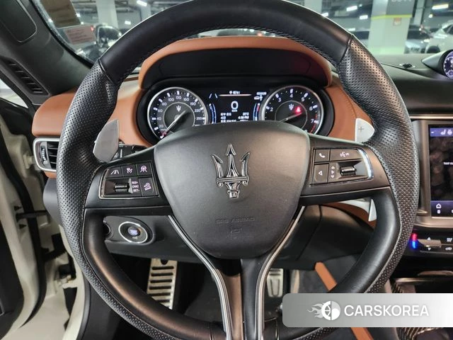 Maserati Levante 2021 Белый из Кореи, фото 6