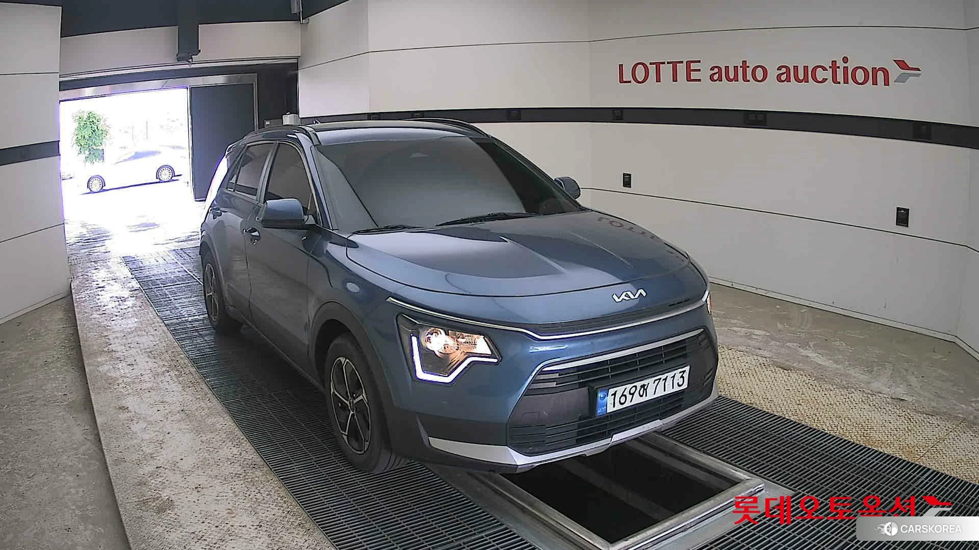 Kia Niro Hybrid 2022 Mineral Blue из Кореи, фото 6
