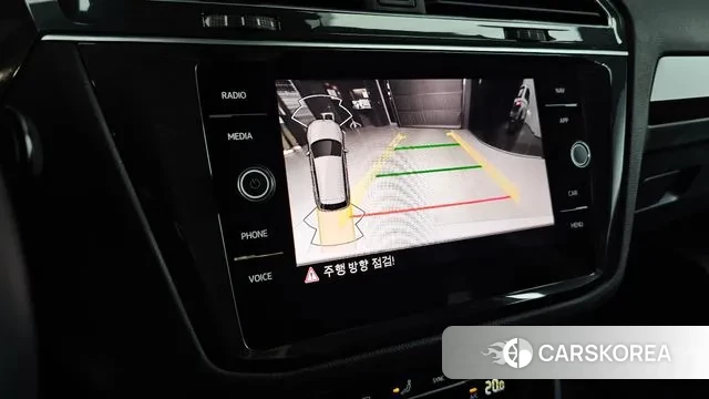 Volkswagen Tiguan second Generation 2022 Белый из Кореи, фото 6