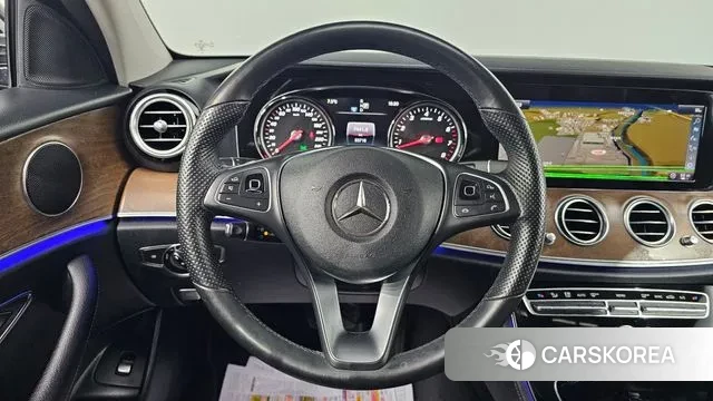 Mercedes-Benz E-Class W213 2018 Черный из Кореи, фото 6