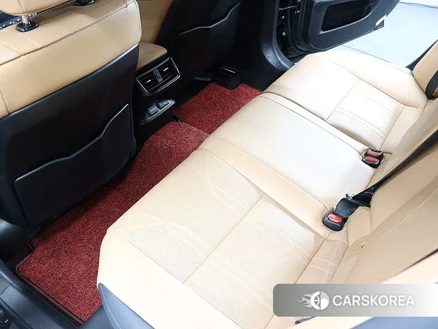 Lexus ES300h 7th generation 2023 Черный из Кореи, фото 6