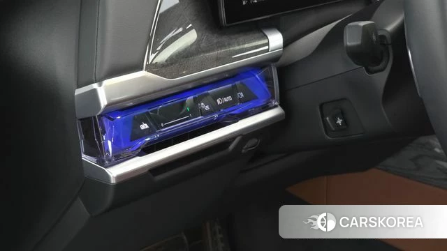 BMW 7 Series (G70) 2024 Черный из Кореи, фото 6