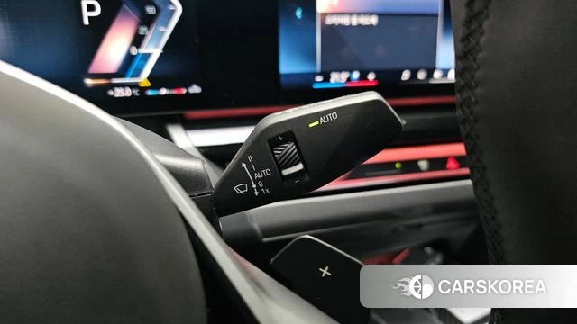 BMW 5 Series (G60) 2025 Черный из Кореи, фото 6