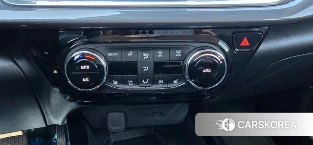 Chevrolet (GM Daewoo) Trax Crossover 2023 Черный из Кореи, фото 6