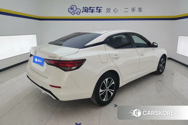 Nissan Xuan Yi 2022 Белый из Китая, фото 6