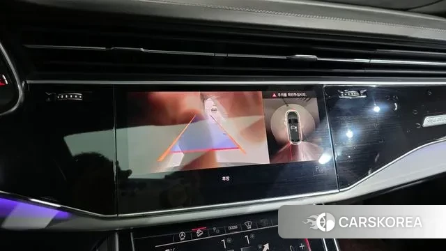 Audi Q8 (4M) 2021 Черный из Кореи, фото 6