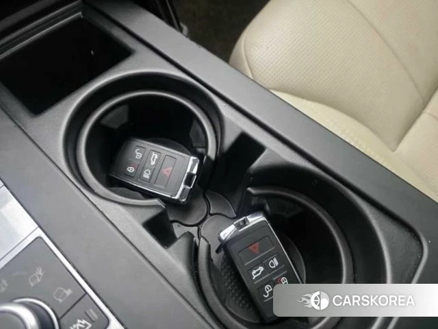 Land Rover Discovery 5 2020 Черный из Кореи, фото 6