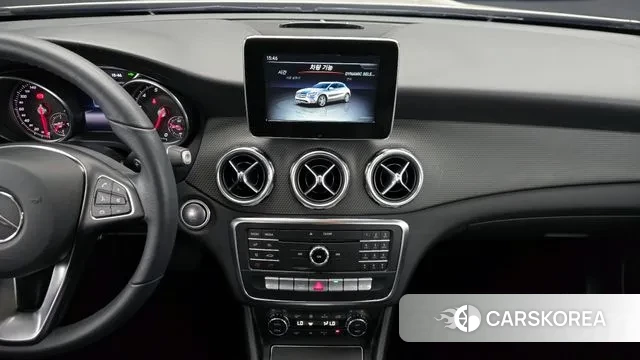 Mercedes-Benz GLA-Class X156 2019 Белый из Кореи, фото 6