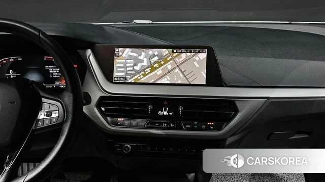 BMW 1 Series (F40) 2020 Белый из Кореи, фото 6
