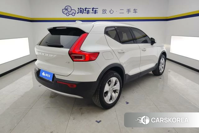 Volvo XC40 2021 Белый из Китая, фото 6