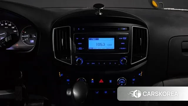 Hyundai The New Grand Starex 2018 Желтый из Кореи, фото 6