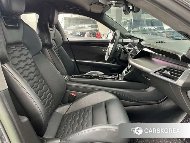 Audi e-tron GT 2025 Черный из Китая, фото 6