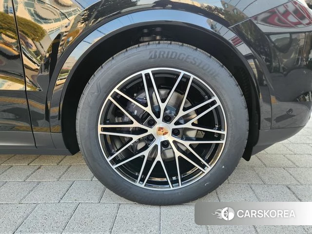 Porsche Cayenne (PO536) 2025 Черный из Кореи, фото 6