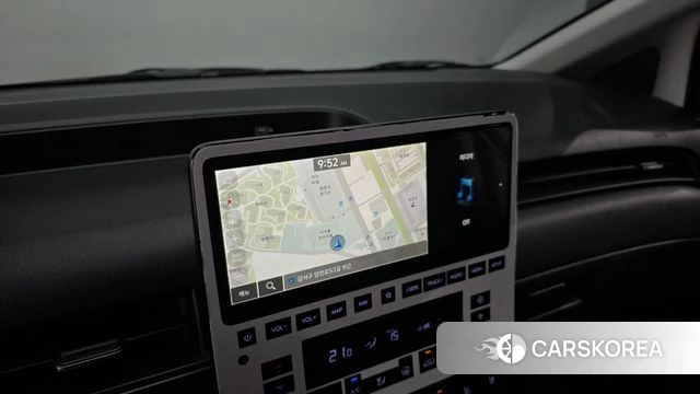 Hyundai Staria 2025 Белый из Кореи, фото 6