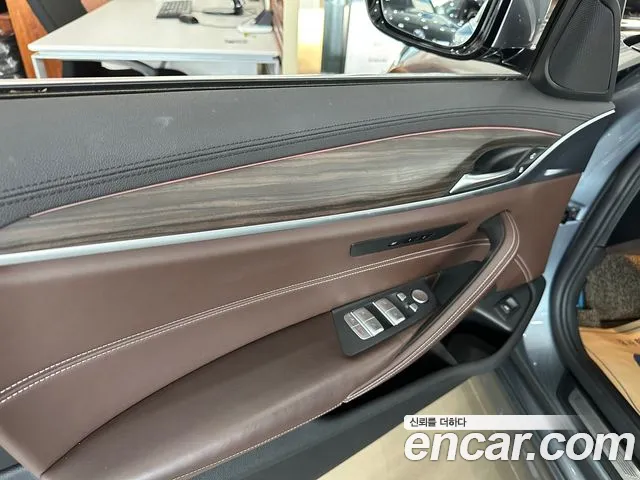 BMW 5 Series (G30) id 2719315 из Кореи 6