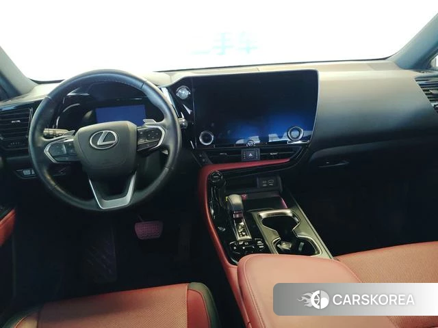 Lexus NX PHEV 2022 Белый из Китая, фото 6