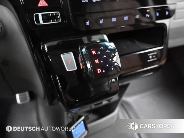 Hyundai Staria 2024 Черный из Кореи, фото 6