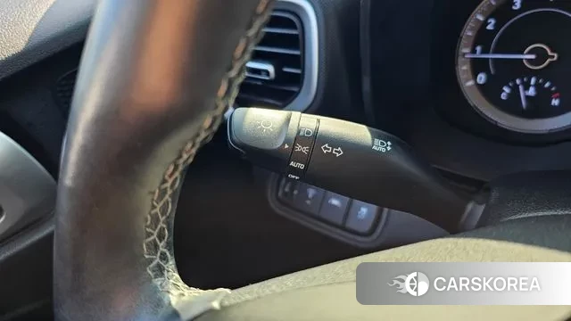 Hyundai Venue 2019 Белый из Кореи, фото 6