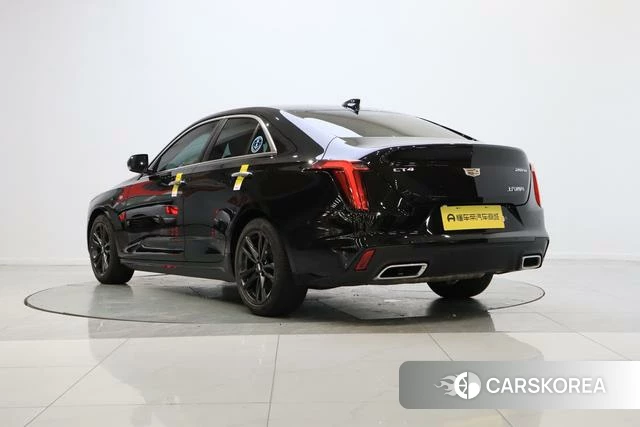 Cadillac CT4 2022 Черный из Китая, фото 6