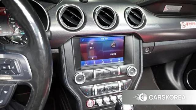 Ford Mustang 2021 Красный из Кореи, фото 6