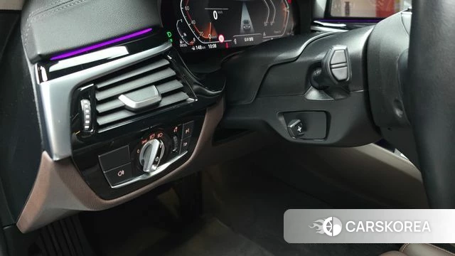 BMW 5 Series (G30) 2021 Черный из Кореи, фото 6